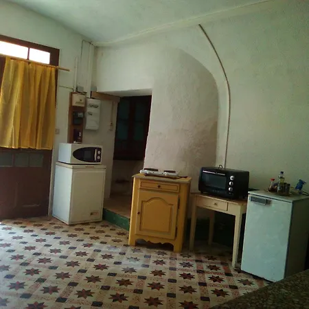 Appartement Ancien Cafe Des Annees 30 à Bélesta Extérieur photo