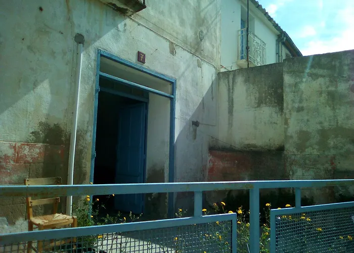 Ancien Cafe Des Annees 30